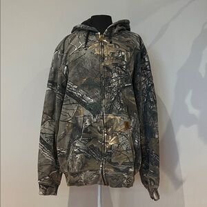VTG Carhartt x Realtree camo zip up hoodie
